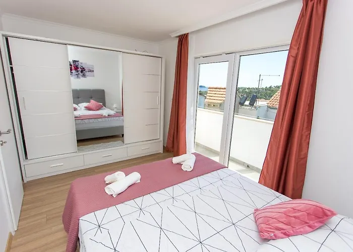 House Sea La Vie * Млини