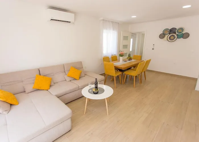 House Sea La Vie * Млини